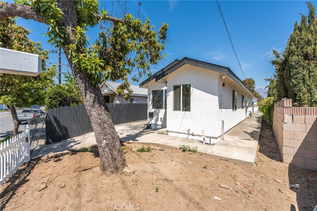 605 E Mission Road