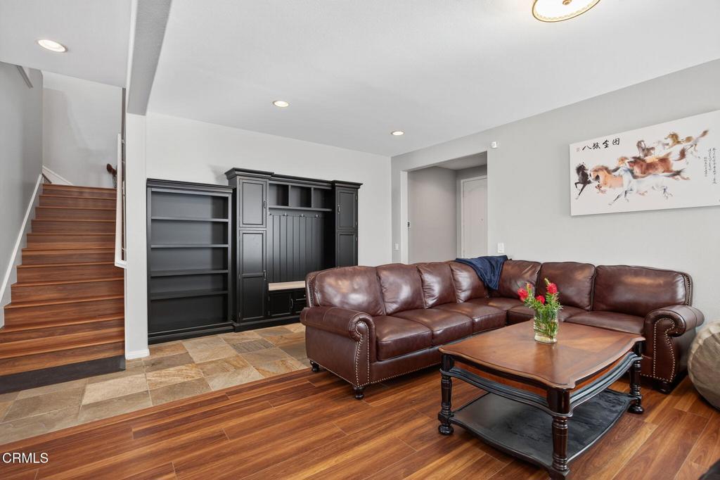 6573 Pinnacle Court