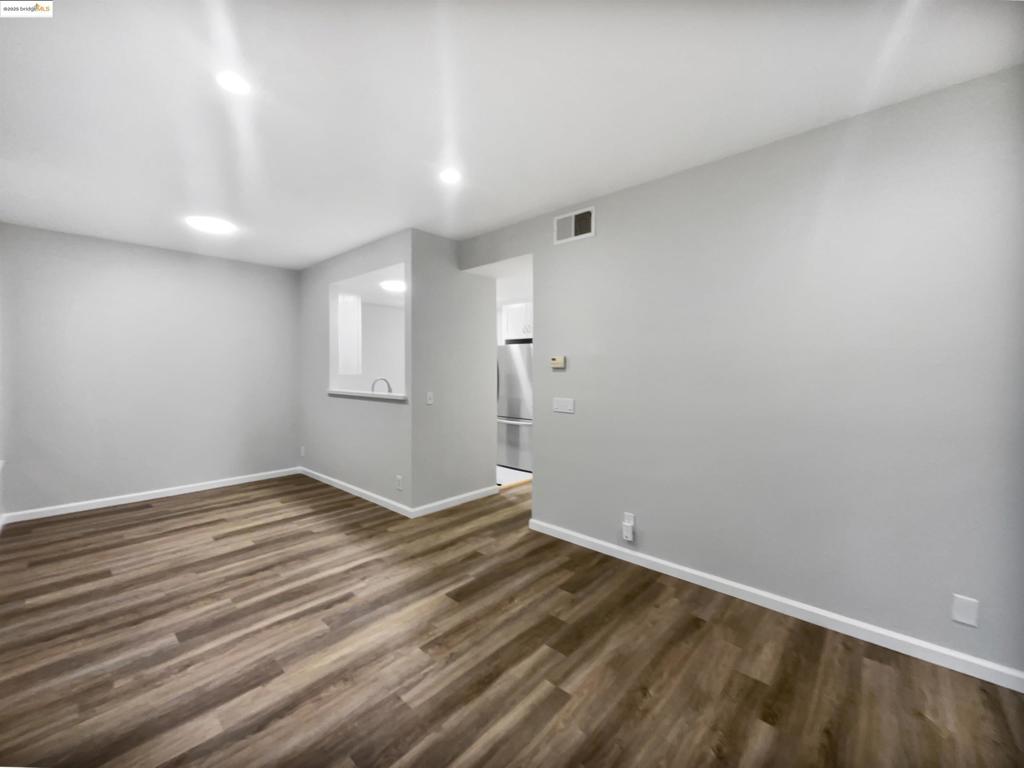 THE WATERFORDS - Residential