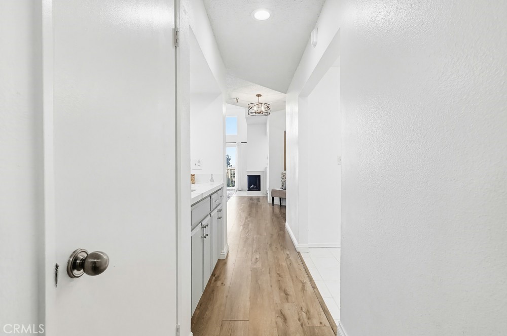 1450 Brett Place 305