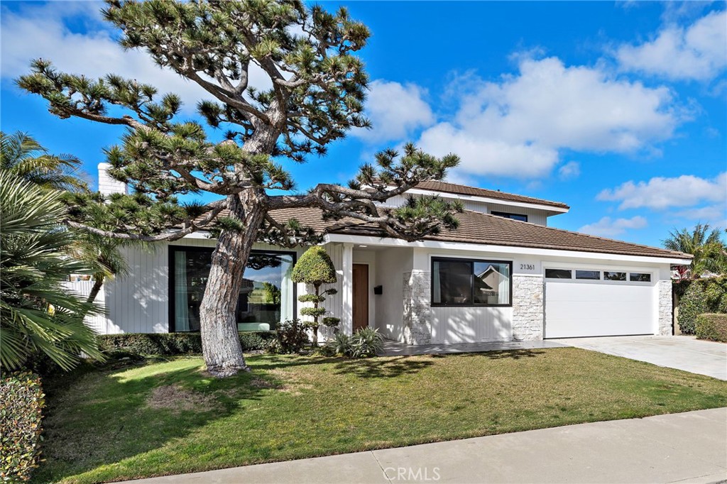 21361 Lemontree Lane