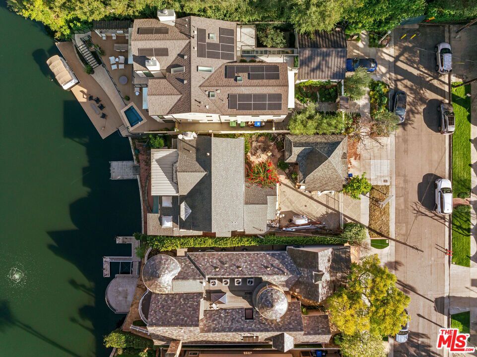 Properties 4 10037 Valley Spring Lane