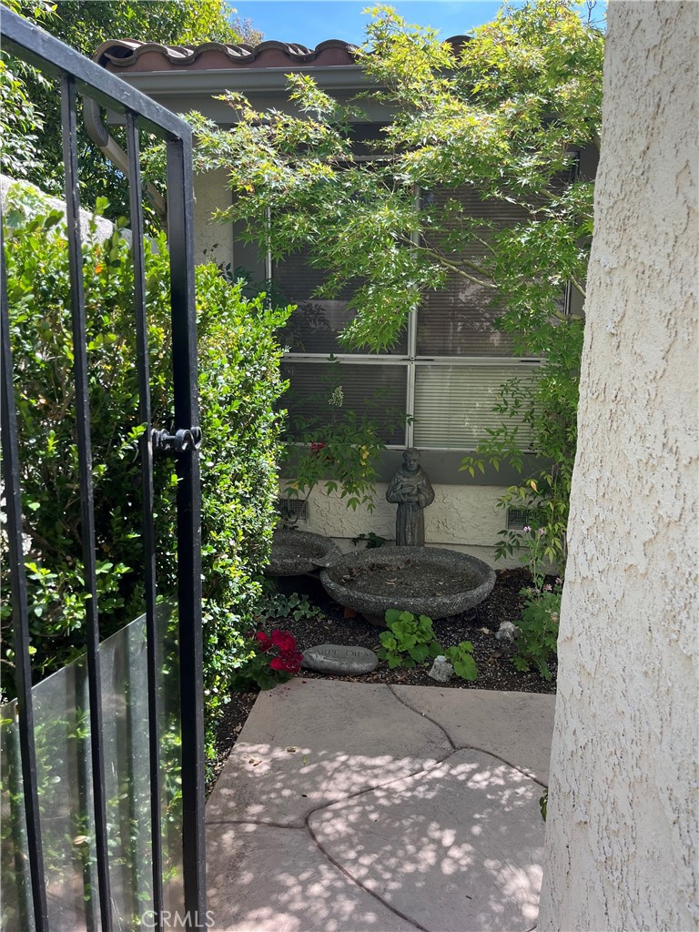 11427 Tampa Avenue 76