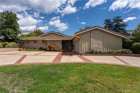 1960 Liliano Drive Sierra Madre CA 91024