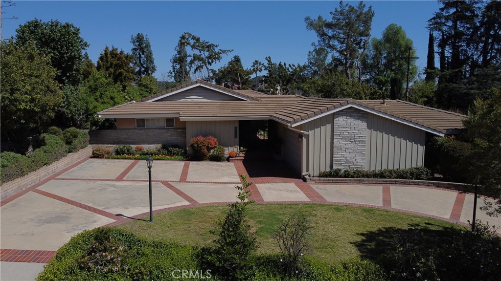 1960 Liliano Drive