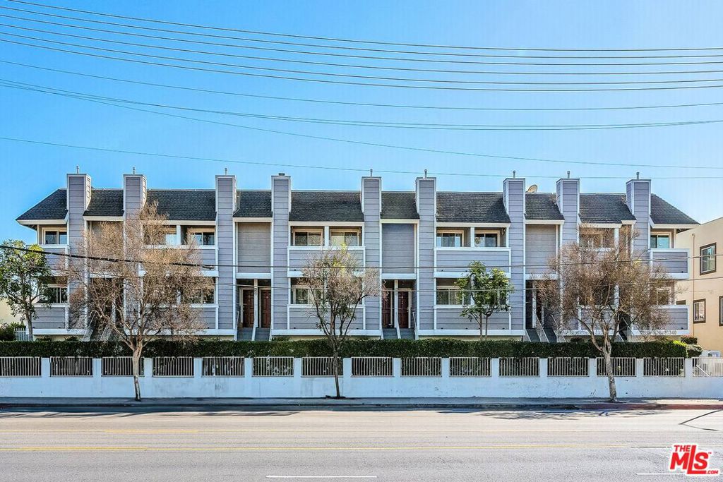 13340 Burbank Boulevard 2