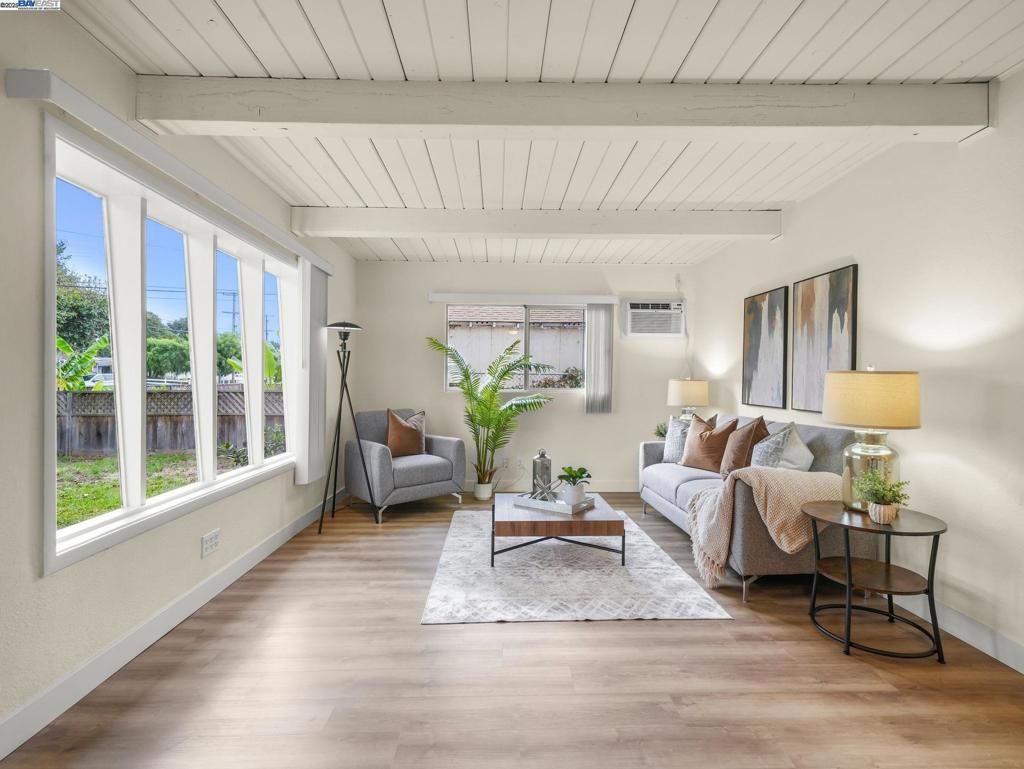 Photo of 22939 Santa Clara St St, Hayward, CA 94541 (MLS # 41115081)