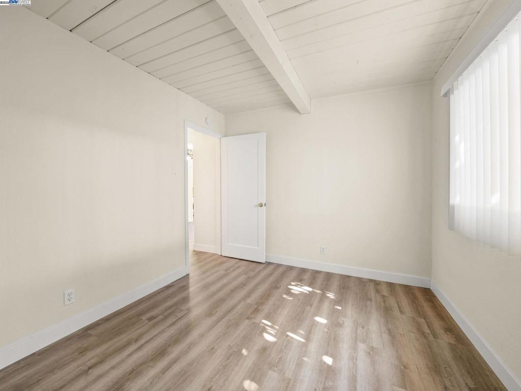 HAYWARD - Residential