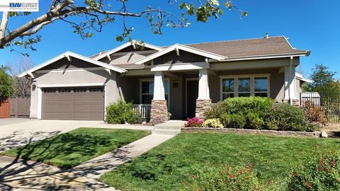 Photo of 1174 Carrara Ct Ct, Livermore, CA 94550 (MLS # 41128192)