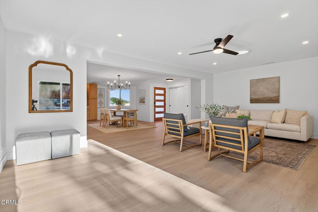 Beverly Glenn 4 - 1296 - Residential