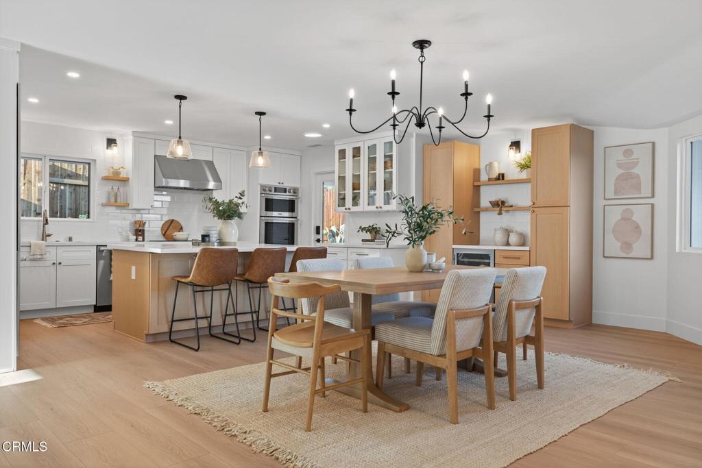 Beverly Glenn 4 - 1296 - Residential