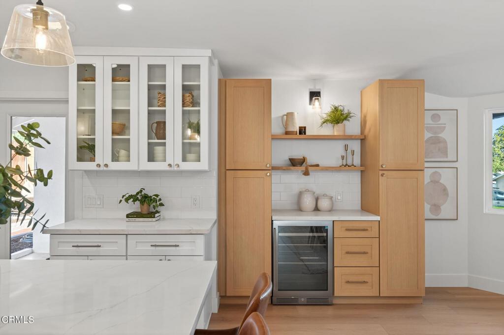Beverly Glenn 4 - 1296 - Residential