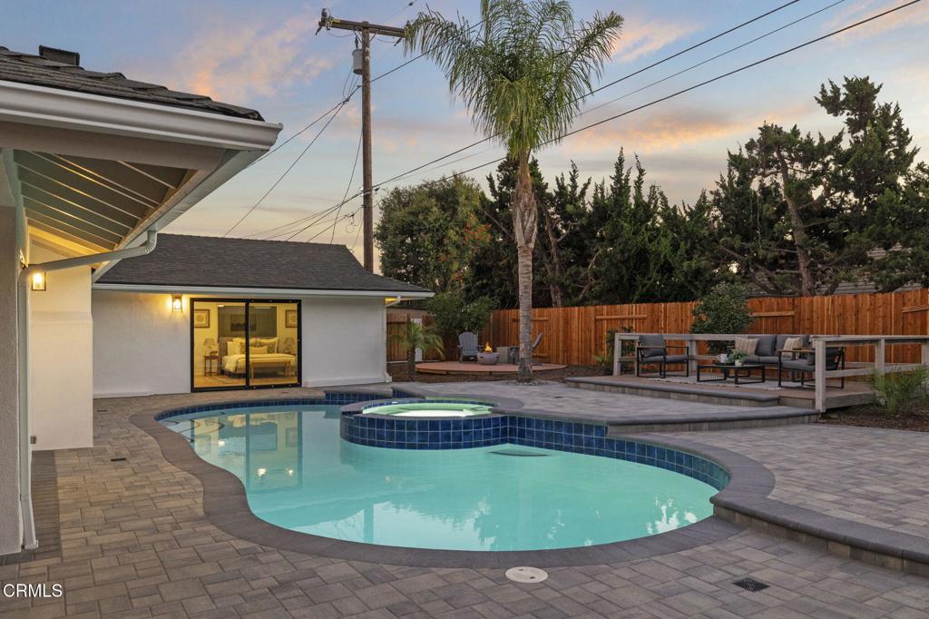 Beverly Glenn 4 - 1296 - Residential