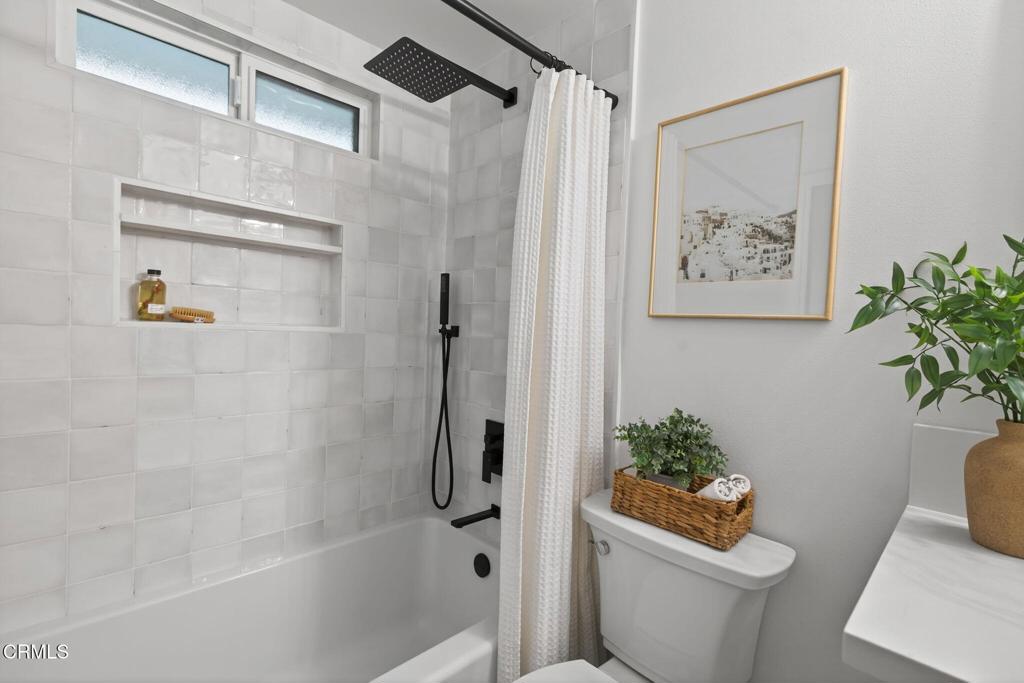 Beverly Glenn 4 - 1296 - Residential