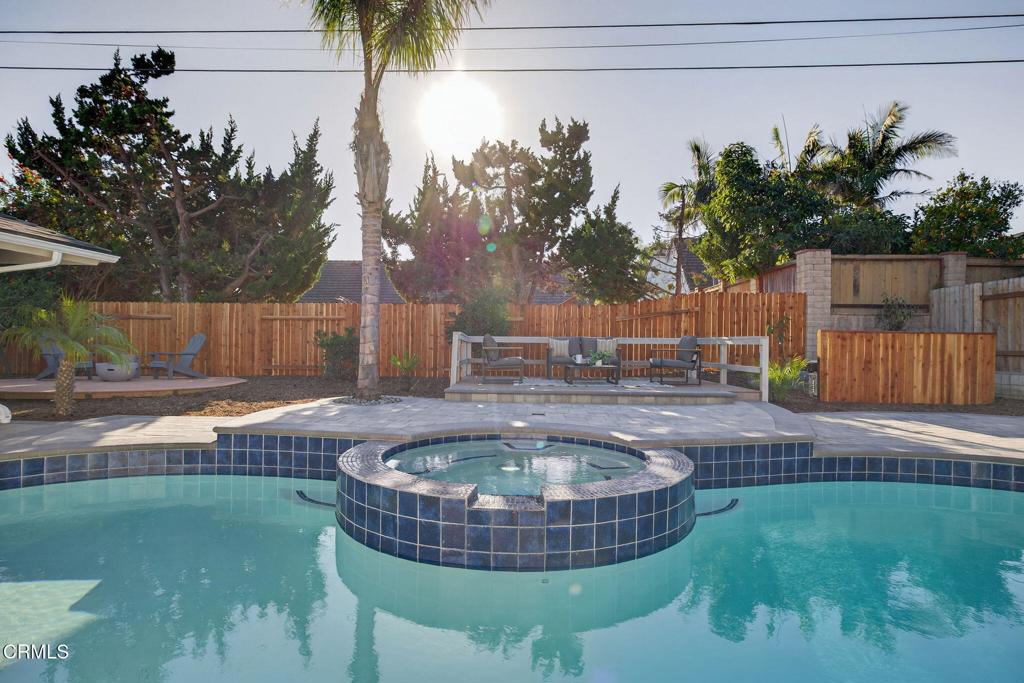 Beverly Glenn 4 - 1296 - Residential