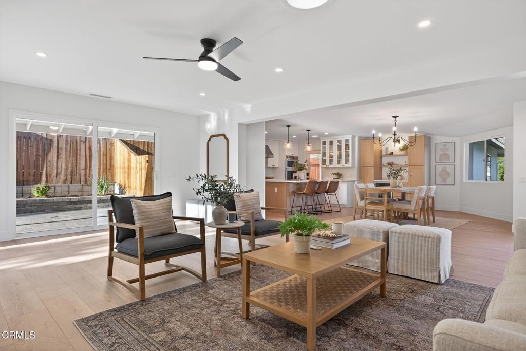 Beverly Glenn 4 - 1296 - Residential