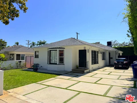 MLS: 26870929