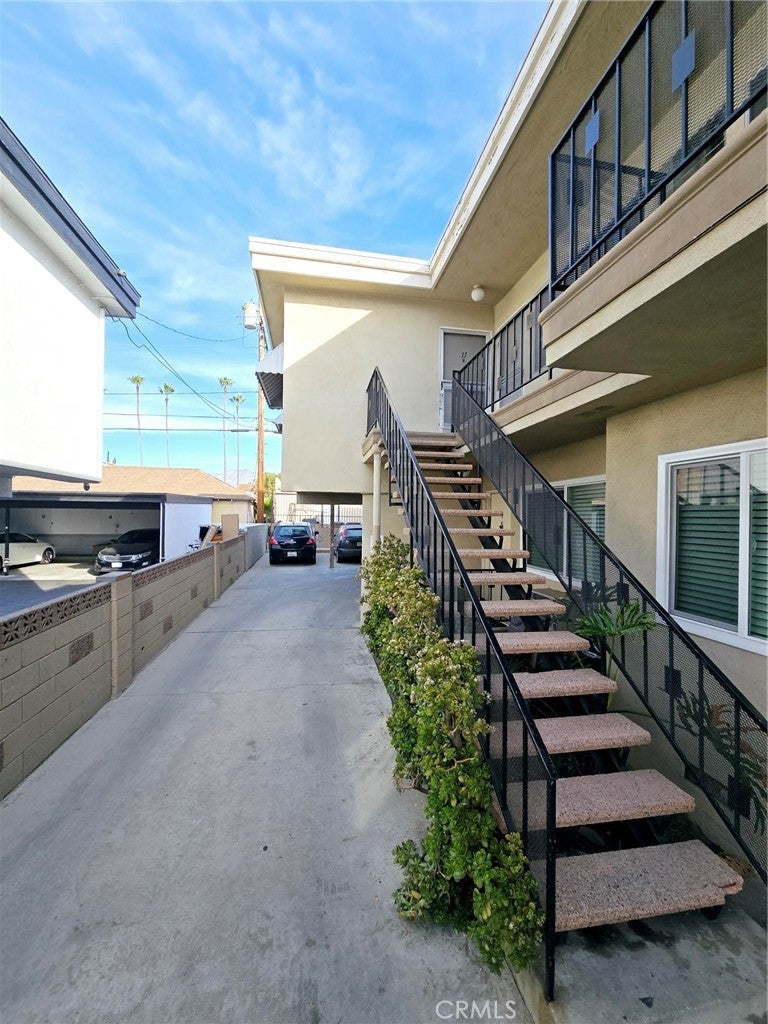 337 Riverdale