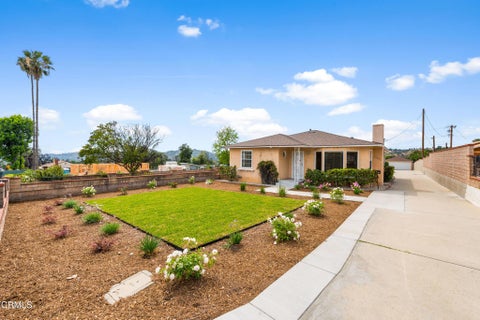 Photo of 3101 N Olive Avenue, Altadena, CA 91001 (MLS # P1-28941)