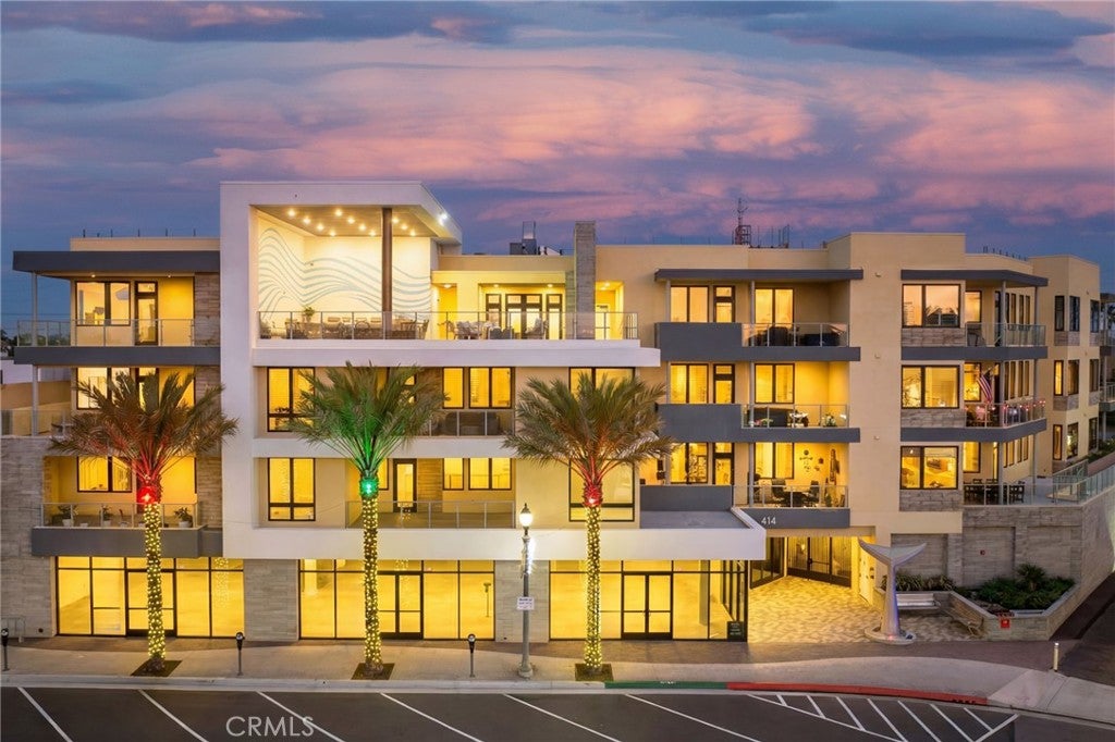 414 Main St St 300, Huntington Beach CA 92648