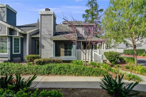 Photo of 302 Monroe Court, Azusa, CA 91702 (MLS # AR26056682)