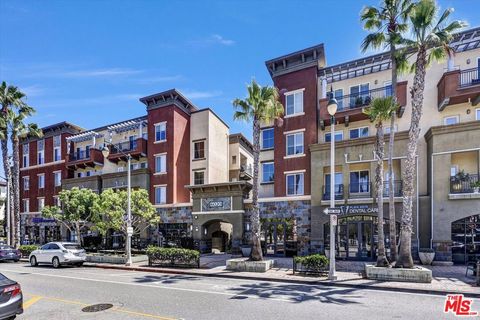 6020 Seabluff Drive 401 Playa Vista CA 90094