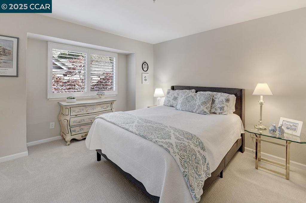 ROSSMOOR - Residential