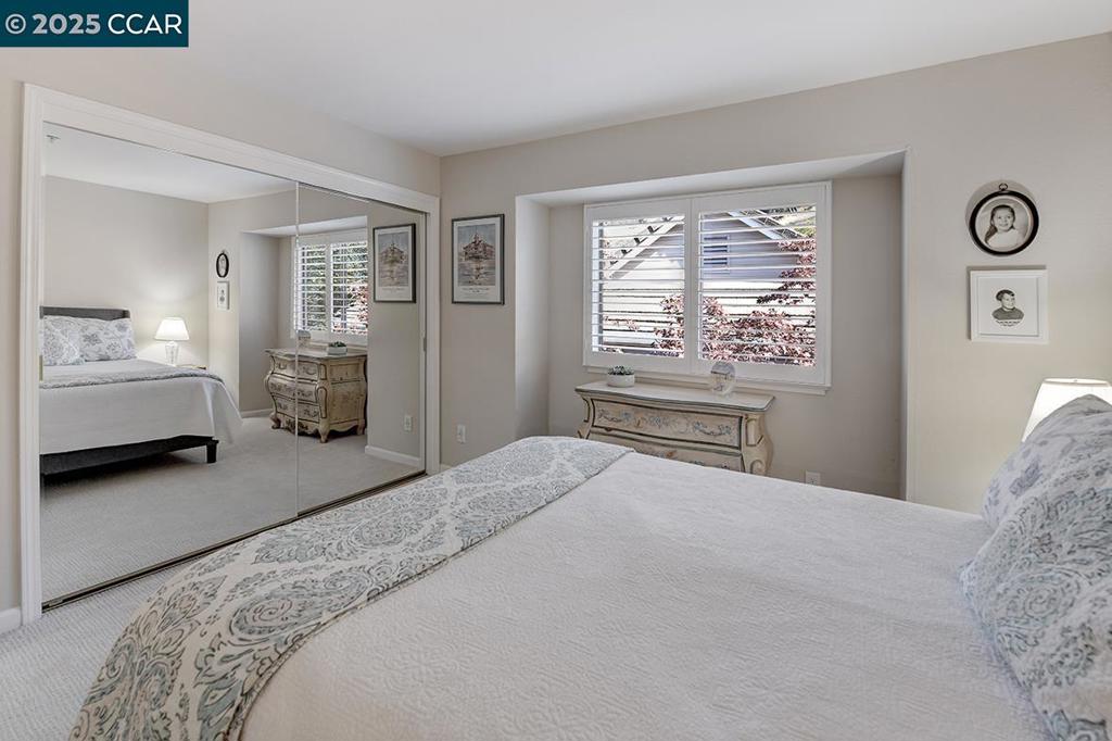 ROSSMOOR - Residential