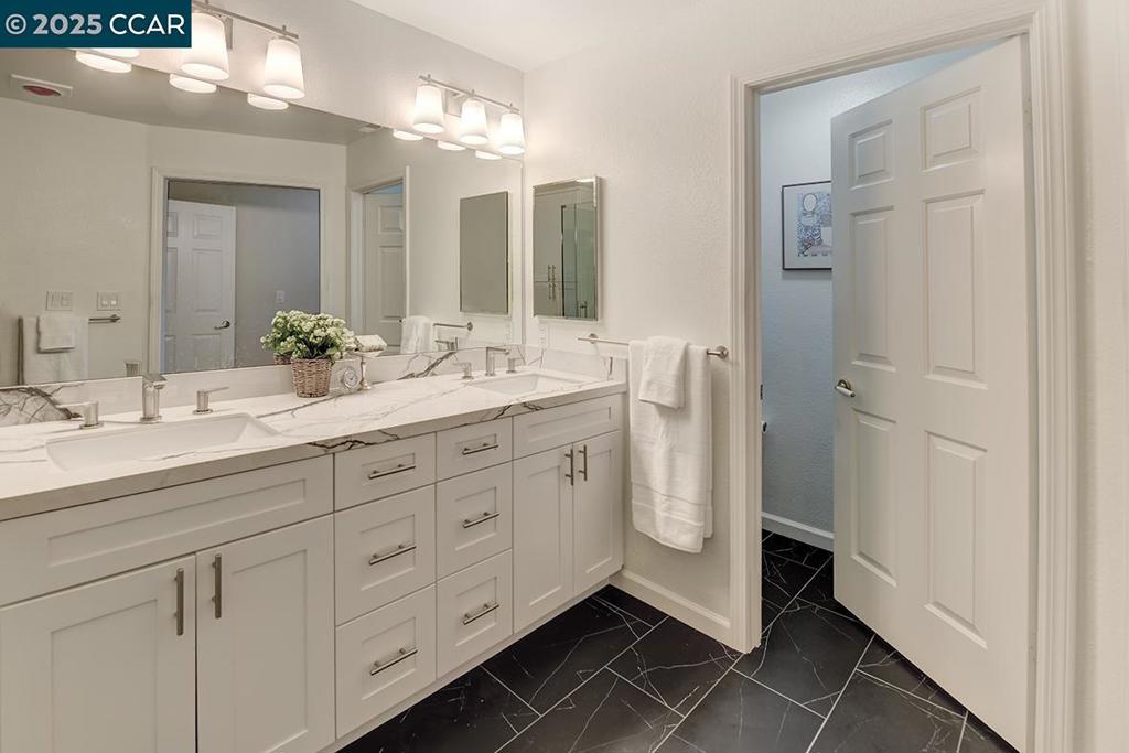 ROSSMOOR - Residential