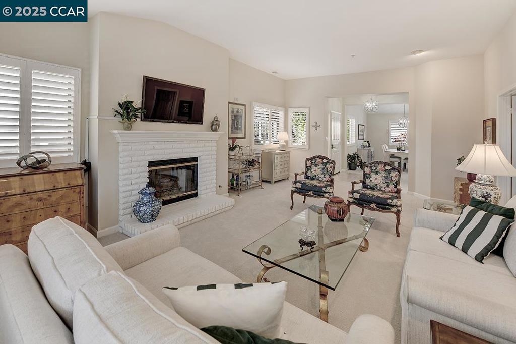 ROSSMOOR - Residential