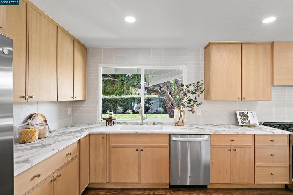 NORTHGATE AREA - Residential