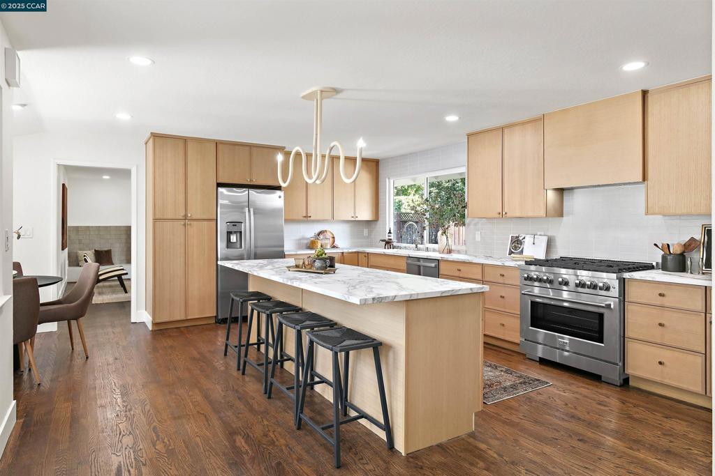 NORTHGATE AREA - Residential