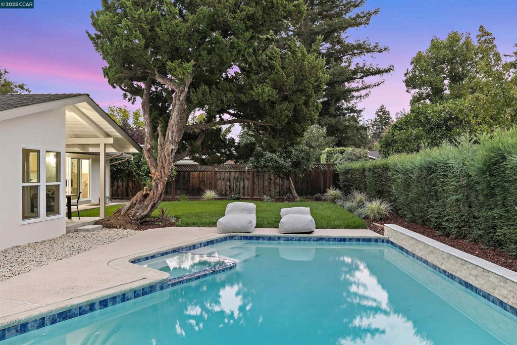 NORTHGATE AREA - Residential