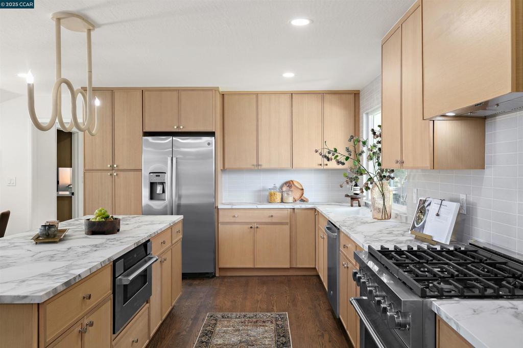 NORTHGATE AREA - Residential