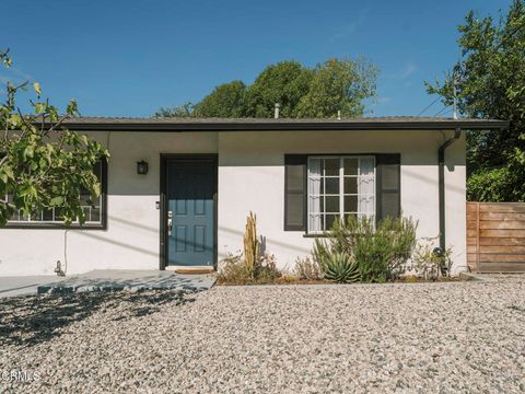 Photo of 917 N Avenue 51 Ave #A, Los Angeles, CA 90042 (MLS # P1-24295) Photo of 917 N Avenue 51 Ave #A, Los Angeles, CA 90042 (MLS # P1-24295)