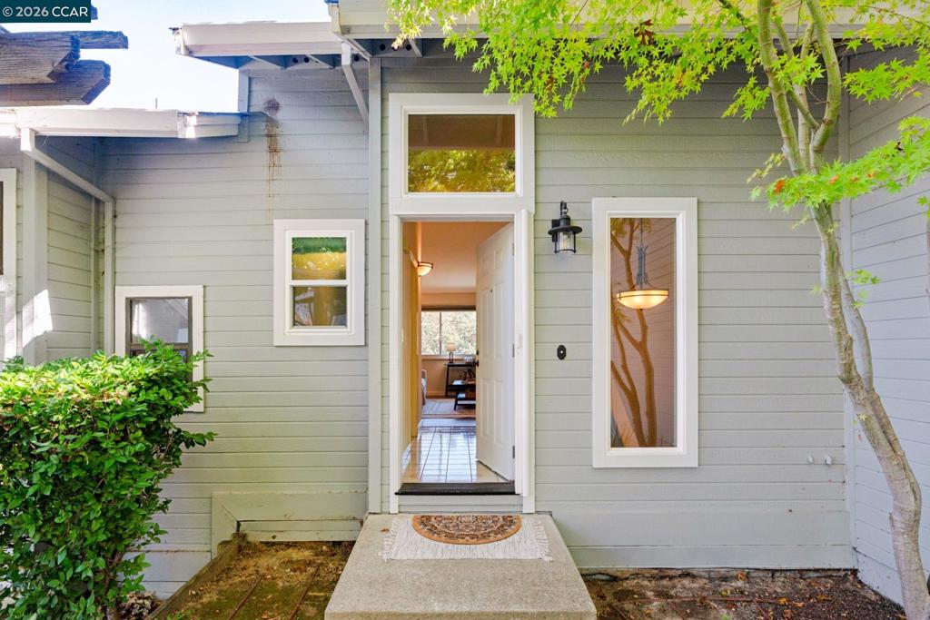 2001 Ellington Terrace