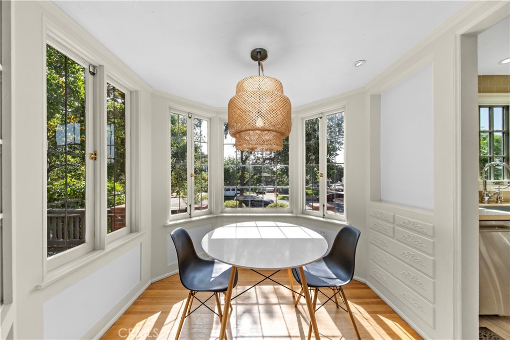 1911 Pepper Dr