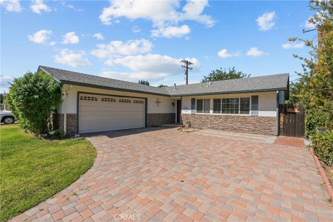 Photo of 2289 Ravenna ST, Simi Valley, CA 93065 (MLS # SR26180572)