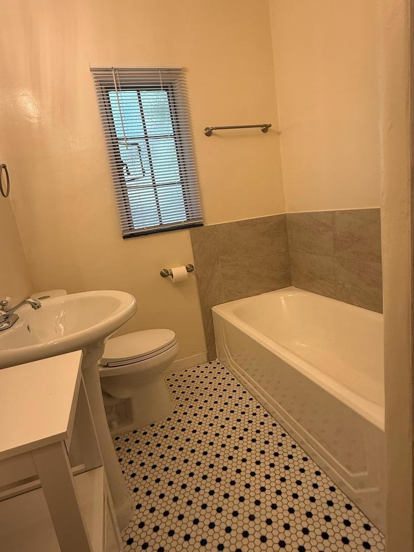 795 N 2nd Street unit 4