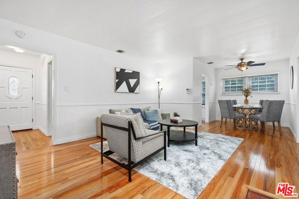 8131 Paso Robles Avenue