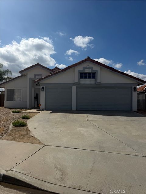 Photo of 24873 Agusta Dr, Moreno Valley, CA 92551 (MLS # IV26069938)