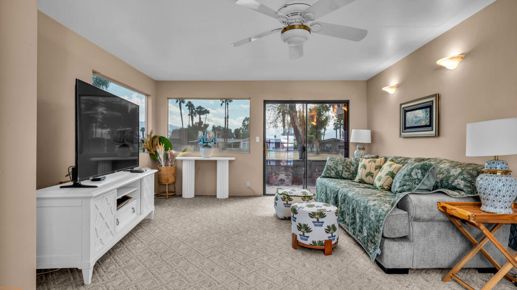 Portola Country Club - Manufactured In Park