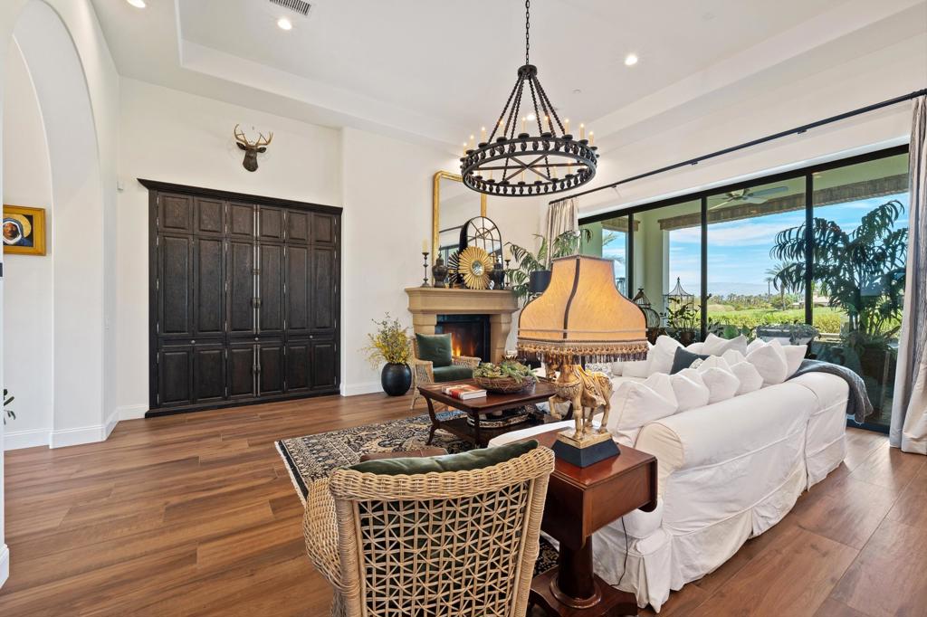 Andalusia at CM - Residential