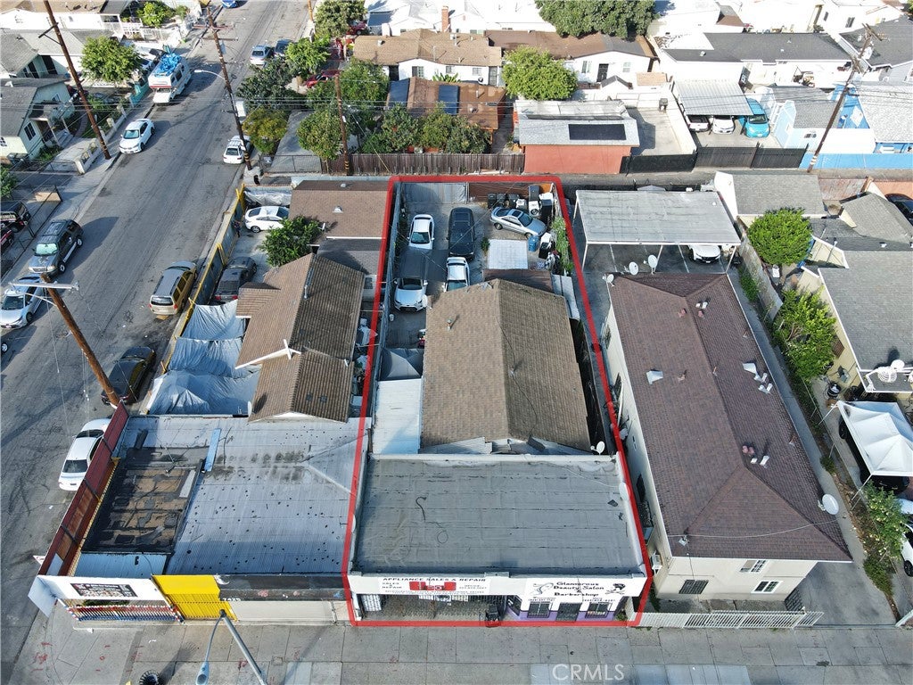 7421 Compton