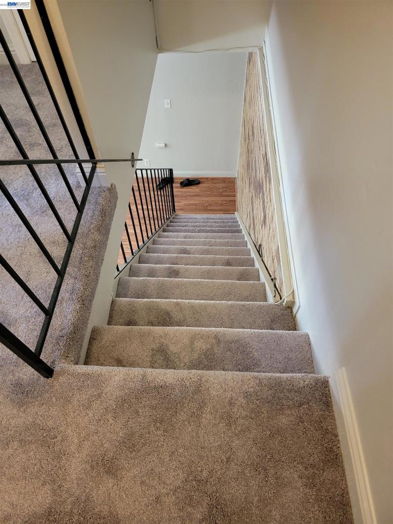 2341 Foothill Rd 3