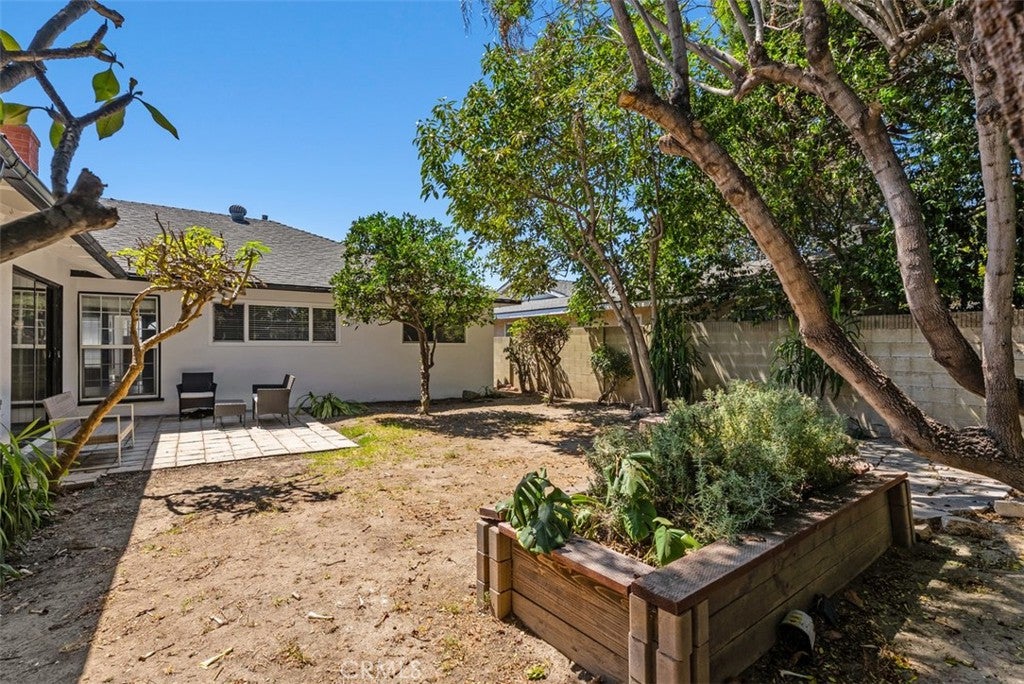 17938 Los Tiempos Street, Fountain Valley CA 92708 - Photo 41