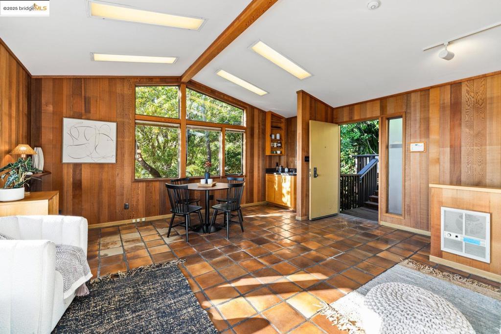 N BERKELEY - Residential