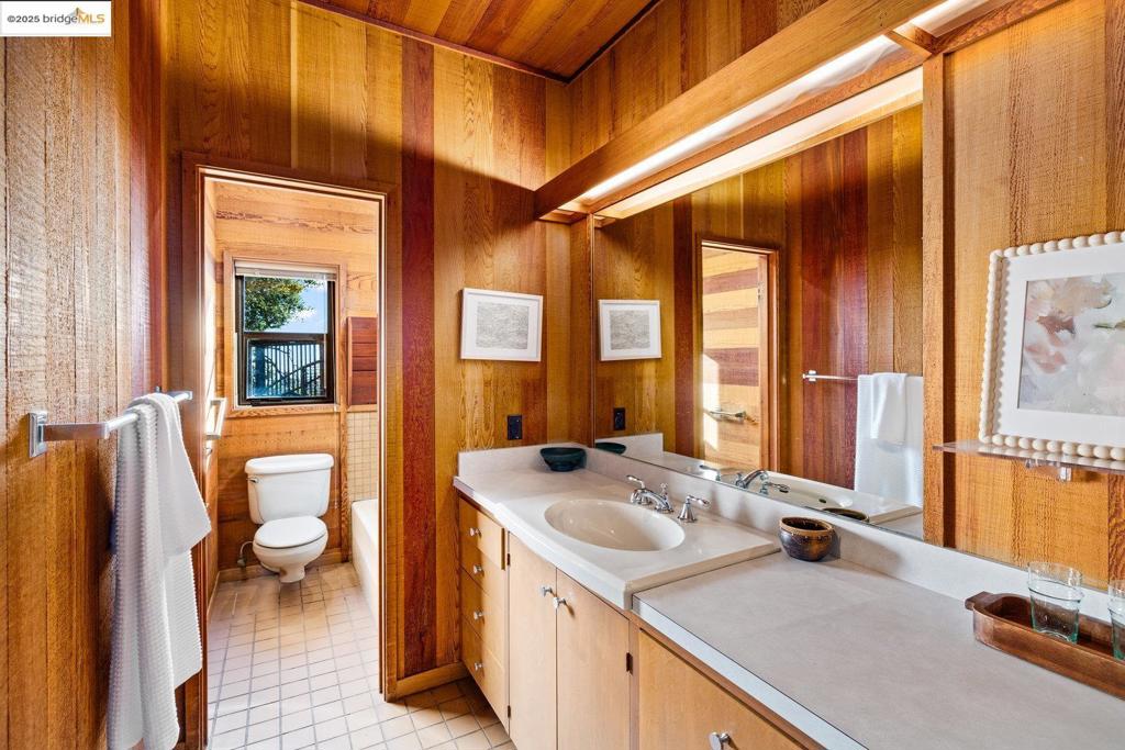 N BERKELEY - Residential