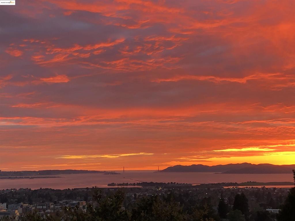 N BERKELEY - Residential