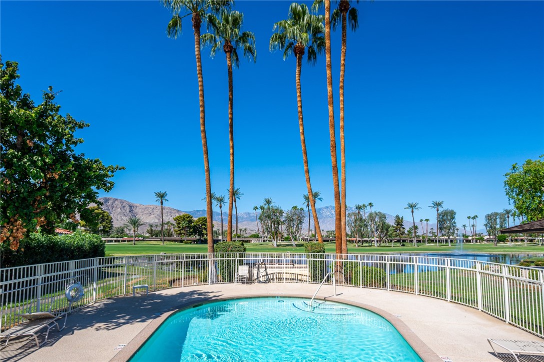 The Springs C.C. (32198) - Residential Lease